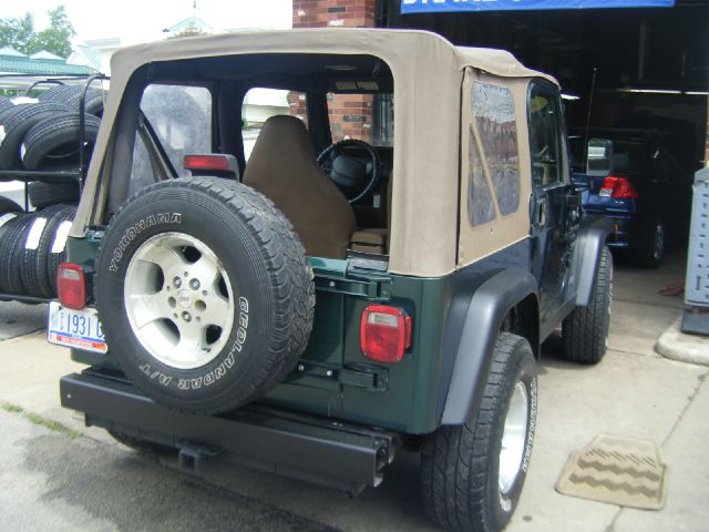 Jeep Wrangler 2000 photo 1