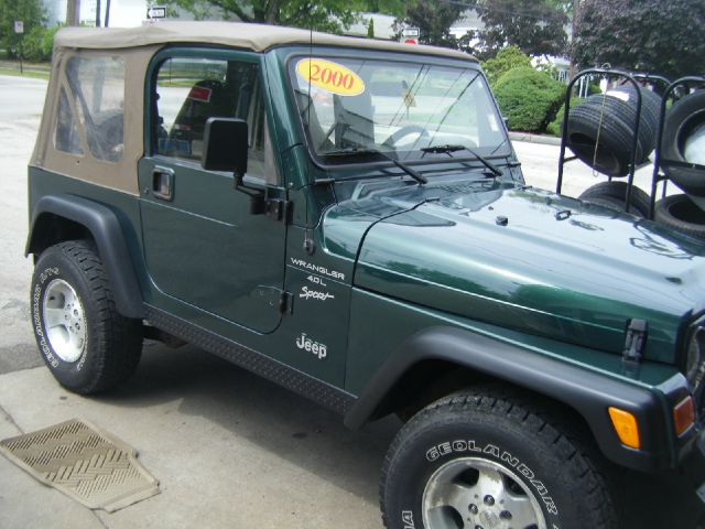 Jeep Wrangler 2000 photo 2