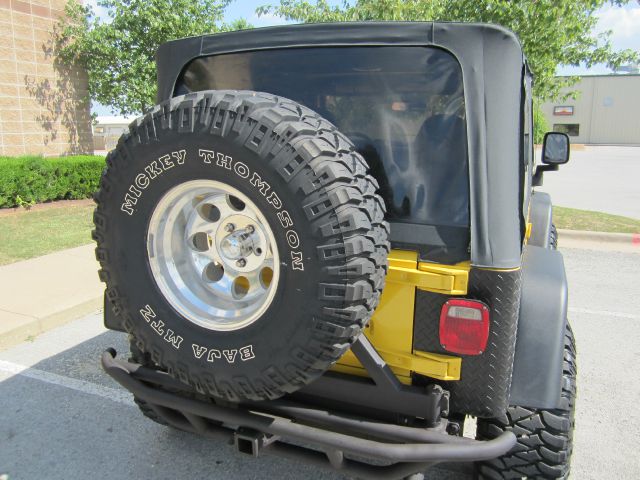 Jeep Wrangler 2000 photo 1