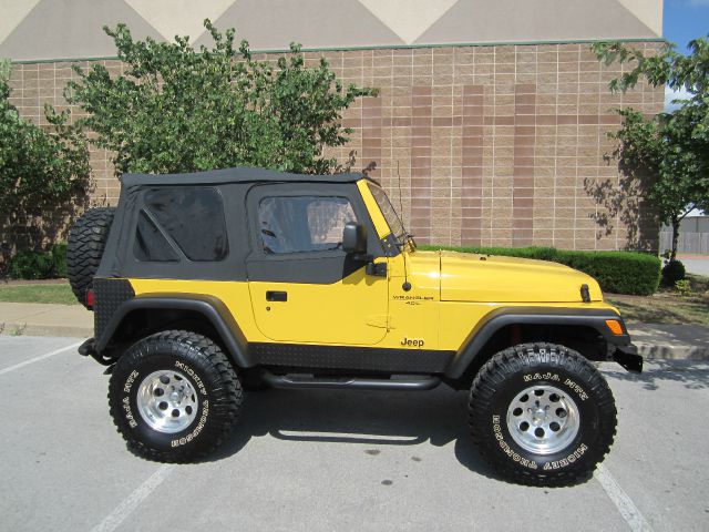 Jeep Wrangler 2000 photo 3