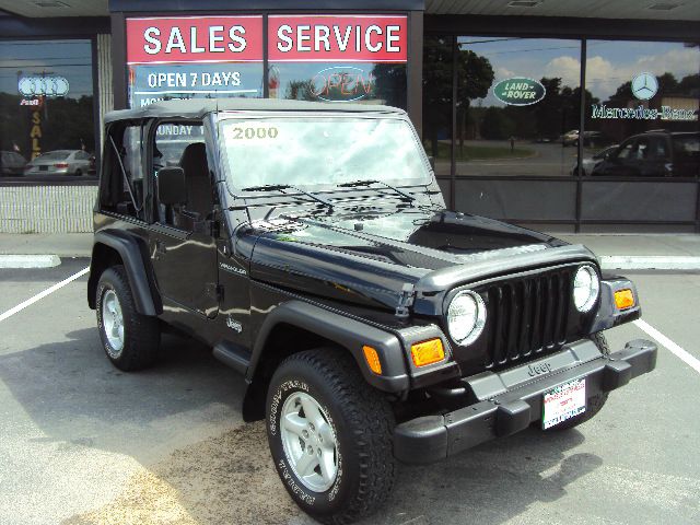 Jeep Wrangler 2000 photo 3