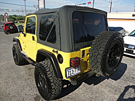 Jeep Wrangler 2000 photo 1