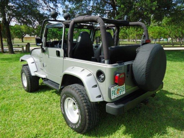 Jeep Wrangler 2000 photo 3