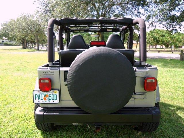 Jeep Wrangler 2000 photo 4