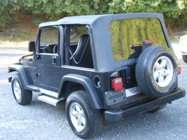 Jeep Wrangler 2000 photo 9