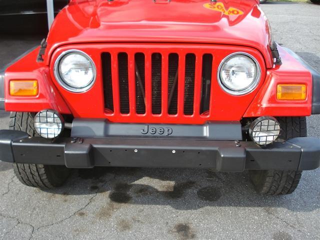 Jeep Wrangler 2000 photo 3