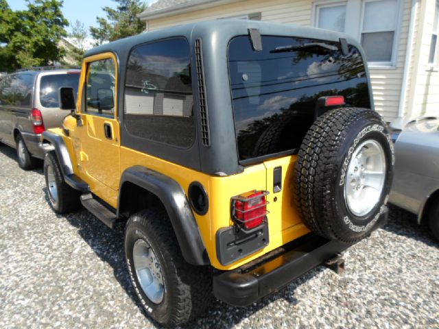 Jeep Wrangler 2000 photo 1