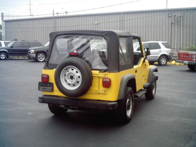 Jeep Wrangler SE SUV