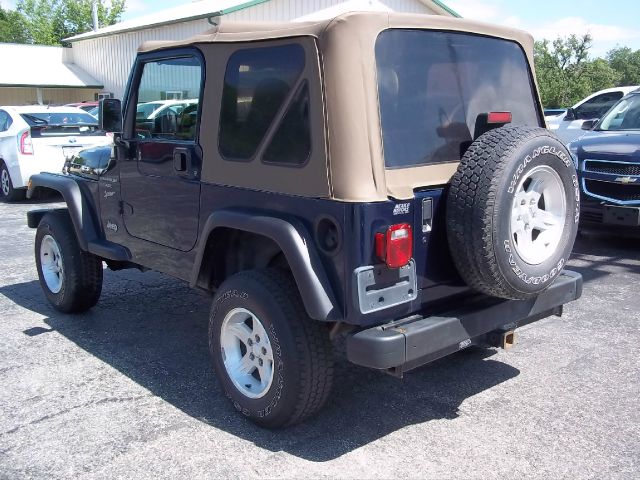 Jeep Wrangler 2000 photo 2