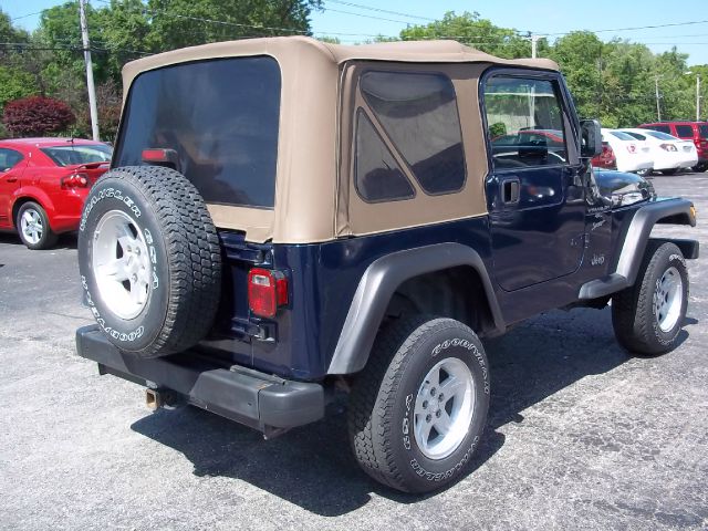 Jeep Wrangler 2000 photo 3