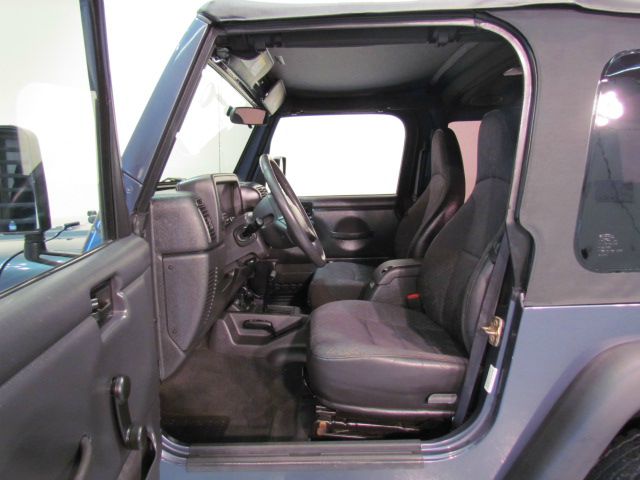 Jeep Wrangler 2001 photo 2