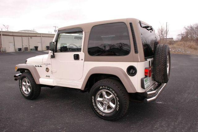 Jeep Wrangler 2001 photo 2