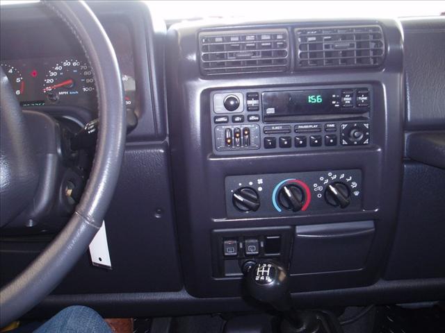 Jeep Wrangler 2001 photo 3