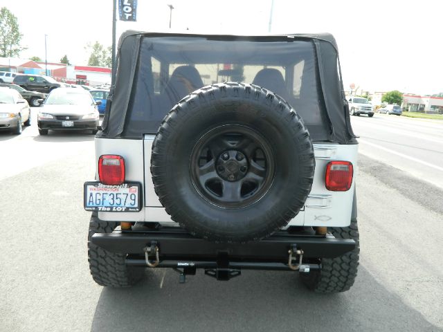 Jeep Wrangler 2002 photo 11