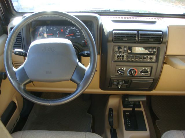 Jeep Wrangler 2002 photo 2