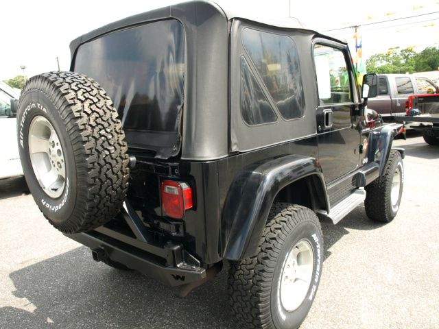 Jeep Wrangler 3.5 SE SUV