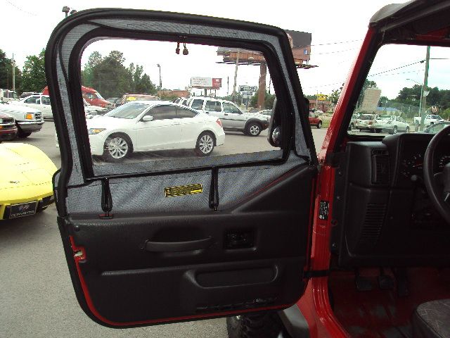 Jeep Wrangler 2002 photo 11