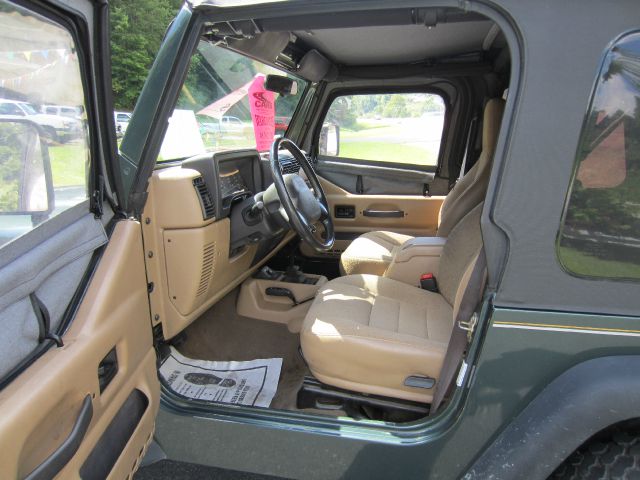 Jeep Wrangler 2002 photo 3