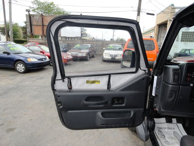 Jeep Wrangler SE SUV