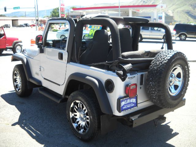 Jeep Wrangler 2003 photo 20