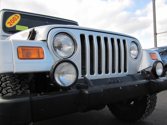 Jeep Wrangler 2003 photo 1