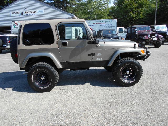 Jeep Wrangler 3.5 SE SUV