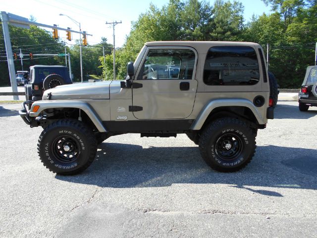 Jeep Wrangler 2003 photo 2