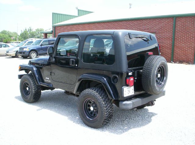 Jeep Wrangler 2003 photo 2