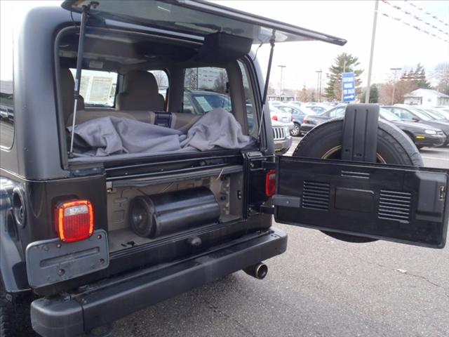 Jeep Wrangler 2003 photo 4