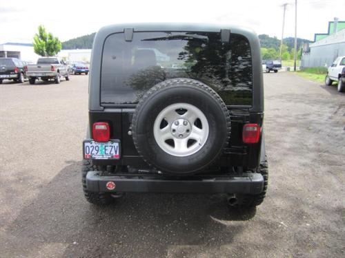 Jeep Wrangler 2004 photo 2