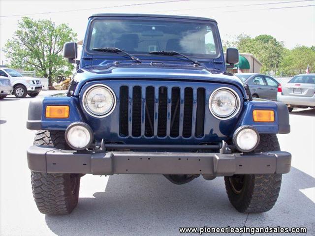 Jeep Wrangler 2004 photo 2