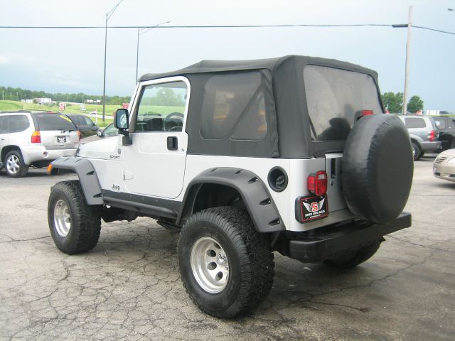 Jeep Wrangler 2004 photo 1