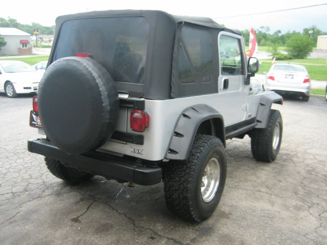 Jeep Wrangler 2004 photo 12