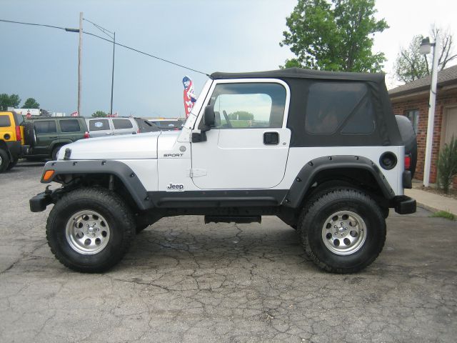 Jeep Wrangler 2004 photo 17