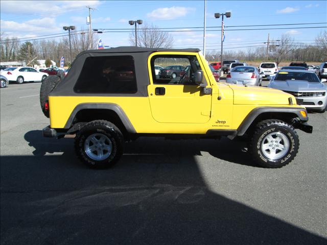 Jeep Wrangler ALL Wheel Drive - NEW Tires SUV