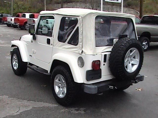 Jeep Wrangler 2004 photo 3