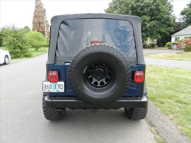 Jeep Wrangler 2004 photo 3