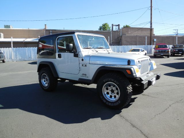 Jeep Wrangler 2004 photo 2