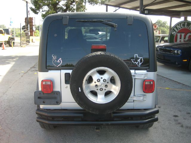 Jeep Wrangler 2004 photo 4