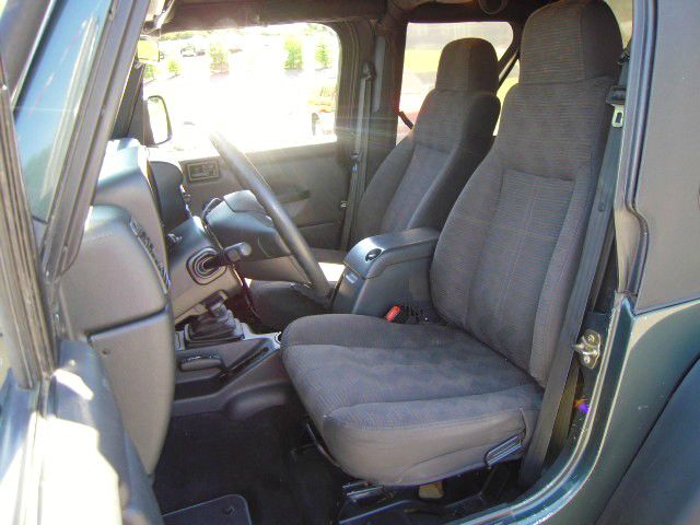 Jeep Wrangler 2004 photo 10