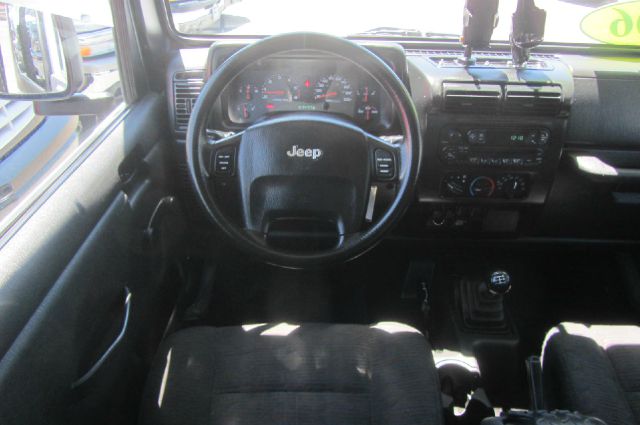 Jeep Wrangler 2004 photo 18