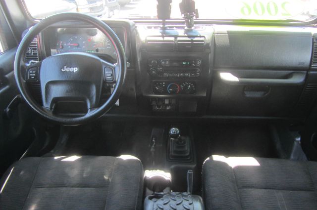 Jeep Wrangler 2004 photo 4