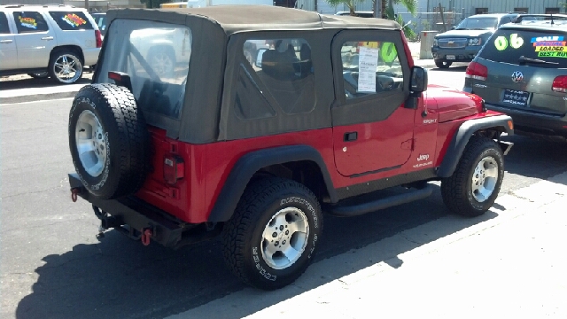 Jeep Wrangler 2004 photo 2