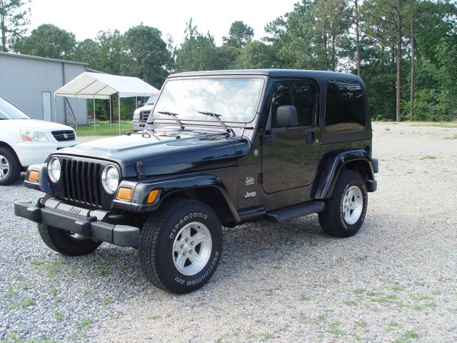 Jeep Wrangler 2004 photo 2