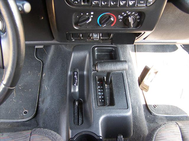 Jeep Wrangler 2004 photo 4