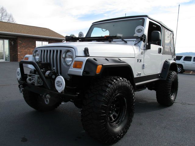 Jeep Wrangler 2005 photo 2