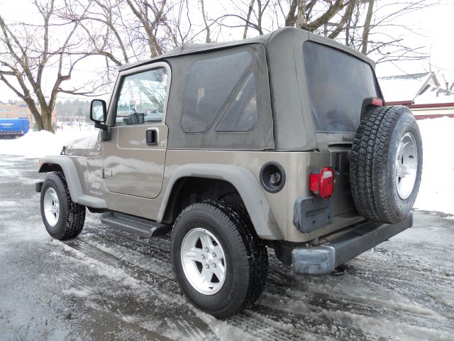 Jeep Wrangler 2005 photo 3