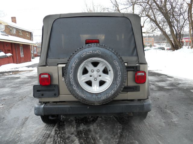 Jeep Wrangler 2005 photo 4