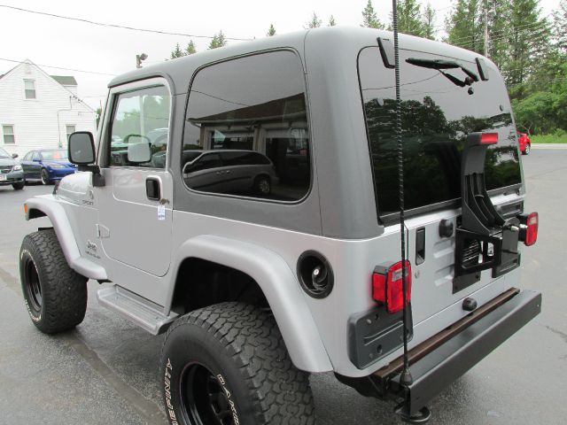 Jeep Wrangler 2005 photo 9