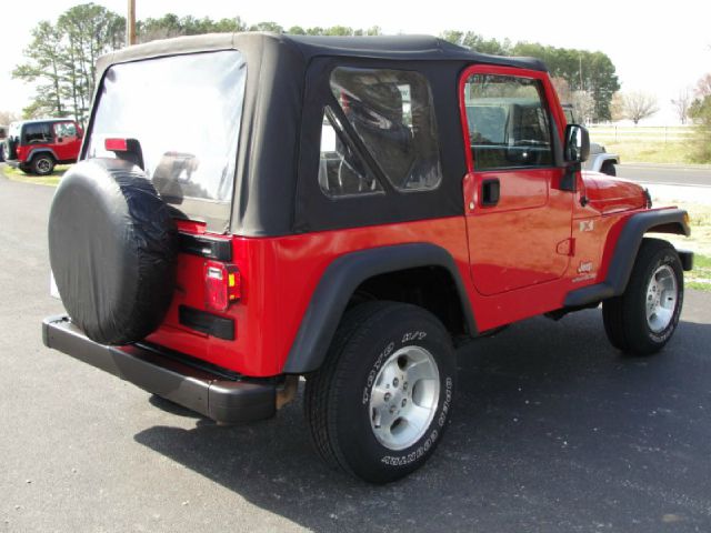 Jeep Wrangler 2005 photo 2